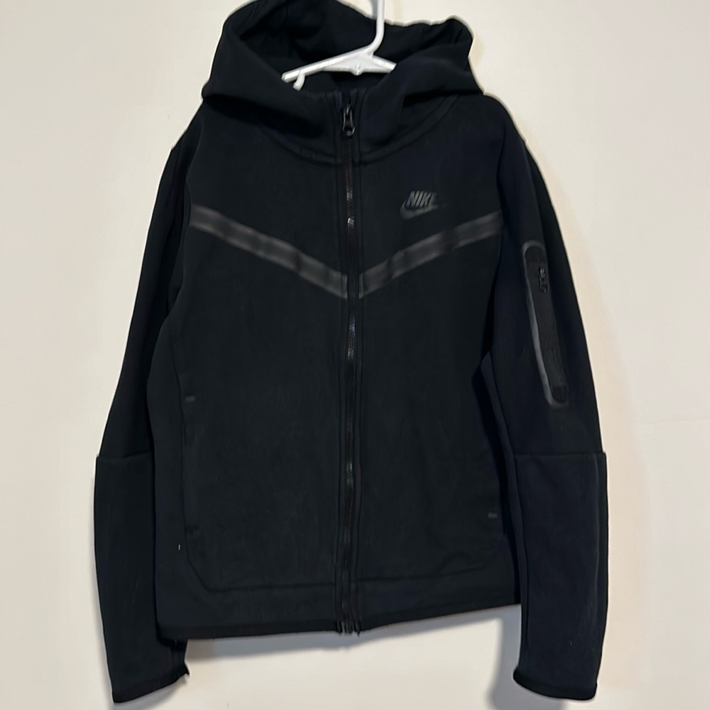 Boys Nike Tech OG,  size M Black